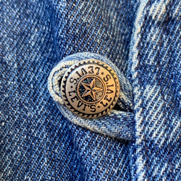 Levi’s oversized sherpa lined heavyweight vintage denim jacket - Picture 5 of 16